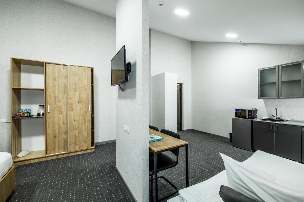 Bobur Hotel Ташкент Екстериор снимка