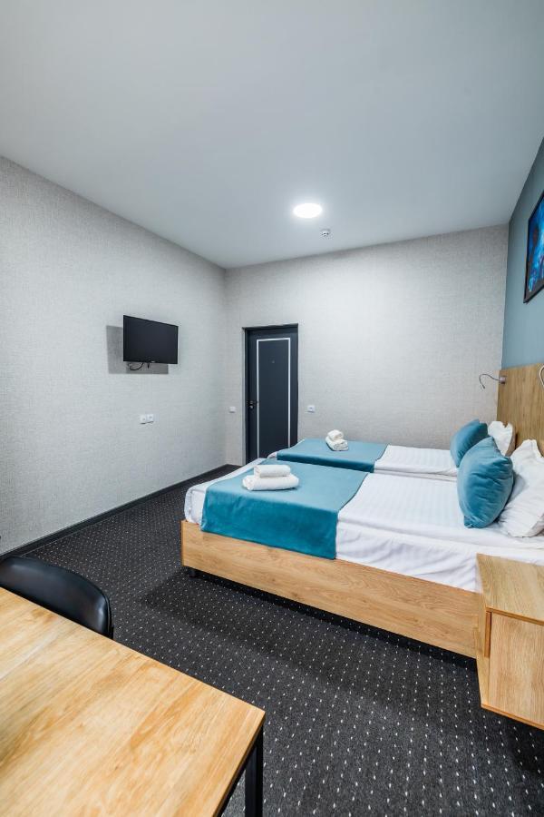 Bobur Hotel Ташкент Екстериор снимка