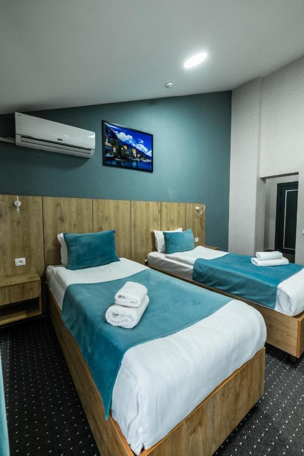 Bobur Hotel Ташкент Екстериор снимка